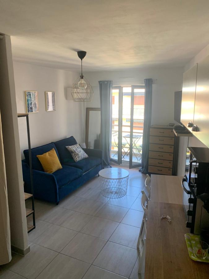 קבלייר-סור-מר Appartement Studio Au Coeur Du Golf De Saint-Tropez מראה חיצוני תמונה